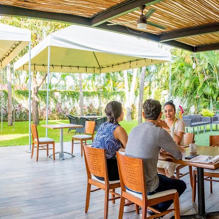 Holiday Inn Acapulco La Isla By Ihg Екстер'єр фото